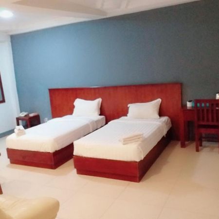 Lanmadaw Plaza Hotel China Town Yangon Exterior foto